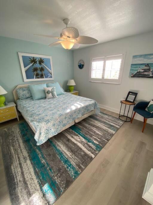 Beachfront Condo On Quiet Treasure Island- 1 Bed St. Pete Beach Kültér fotó